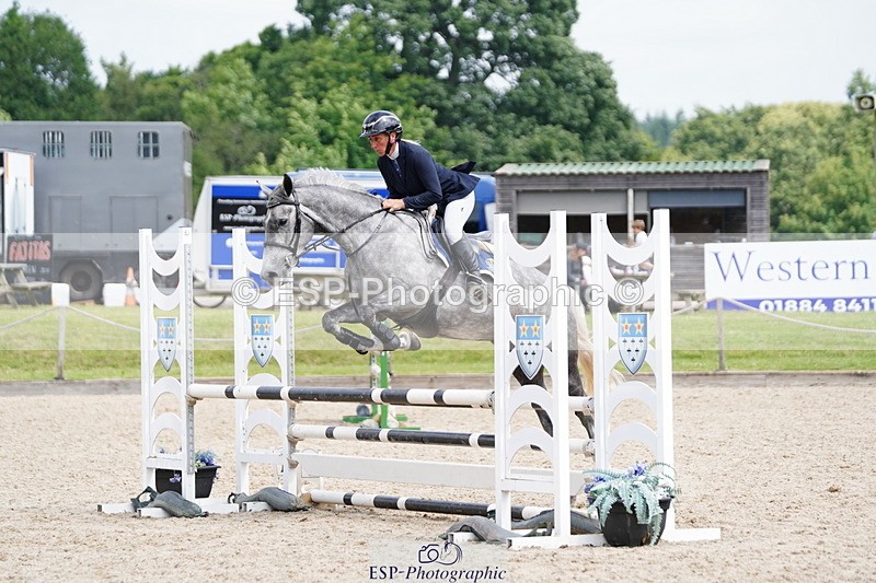 250613A-105146-01298 - Cls 10 British Novice and 90cm Open