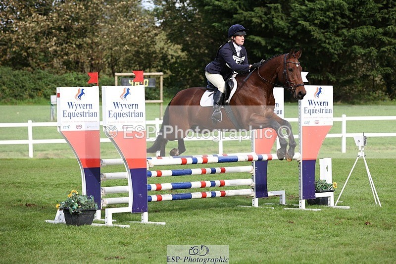 231022-135425-27953 - 433-WILLIAM-Laura.Sharpe-TrotUp+SJ