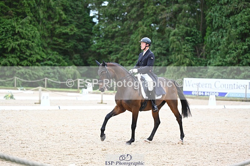 240524-173018-11042 - 552-COUNT_ONYX-Aaron_Millar