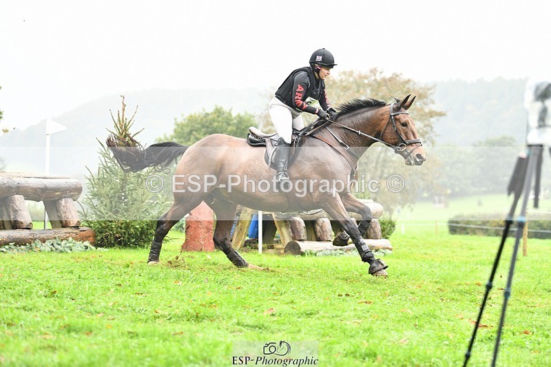 231021-103510-14172 - 634-PEMBROKE.MASTER.PIECE-Joanna.Dunn-SC+XC