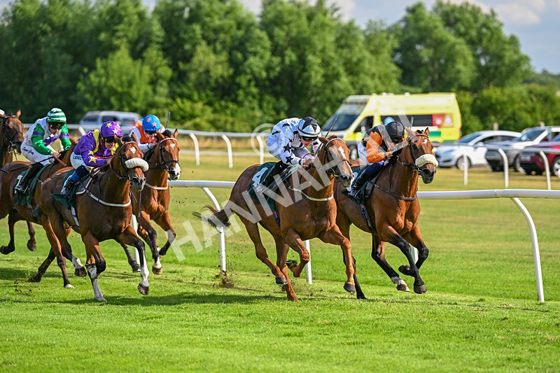 160725-Race 6-Bellarchi-9417 - Race 6