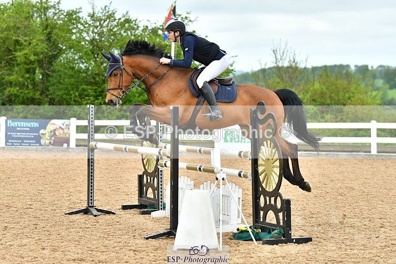 230507A-135129-08235 - Cls 43 1.05m Amateur Quali