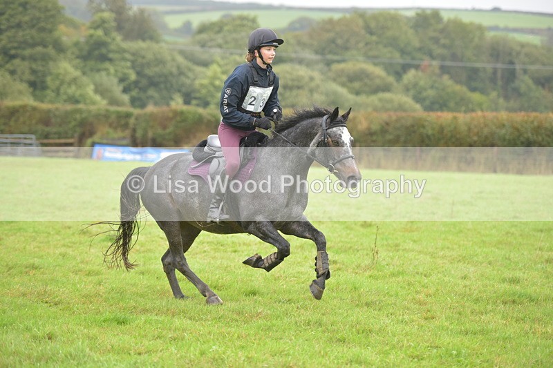 RAY_9876 - Class 2: 70cm: Corner