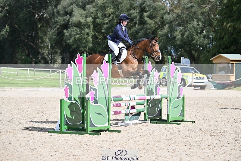 240413-120833-00860 - Cls 5+6 80cm Start to 1pm