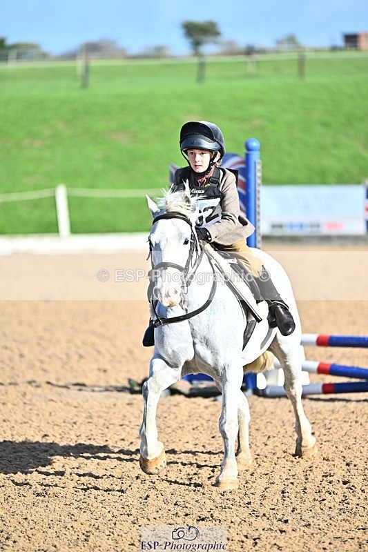 261027-113933-00072 - Clear Round and 60cm