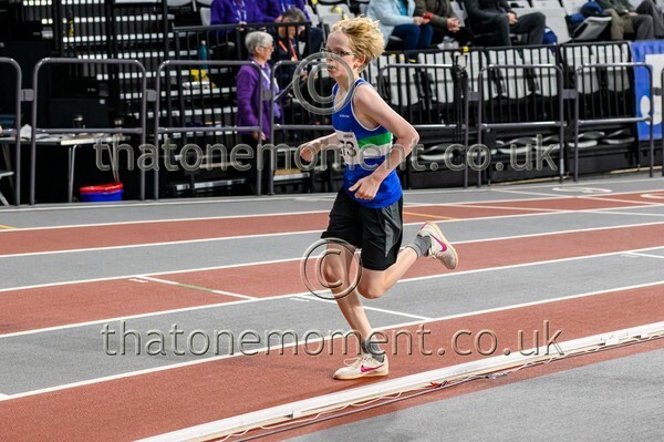 SenInd26-918341 - Track Male Set One