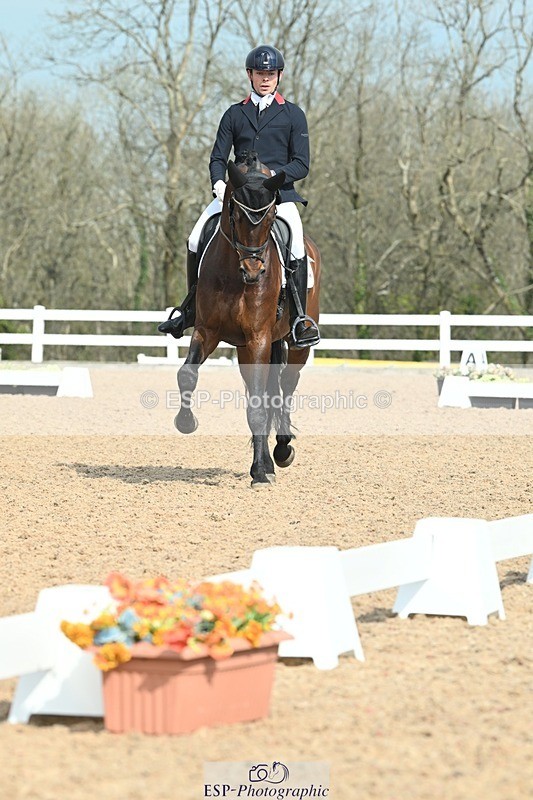 250403-103954-01523 - 048-Angus.Corrie-Deane-Maigret.VD.Watermolen