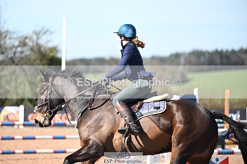 260318B-104507-00166 - Clear Round & Brit Nov 90cm