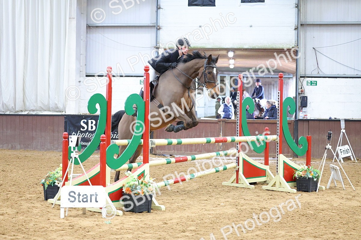 SBM_009877 - Class 21 - Nupafeed Supplements Senior Discovery/ 1m Open - First Round (1.00m)