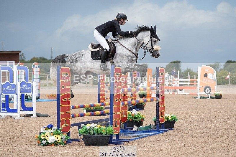 250913-123717-06928 - Cls 15 Snr Foxhunter