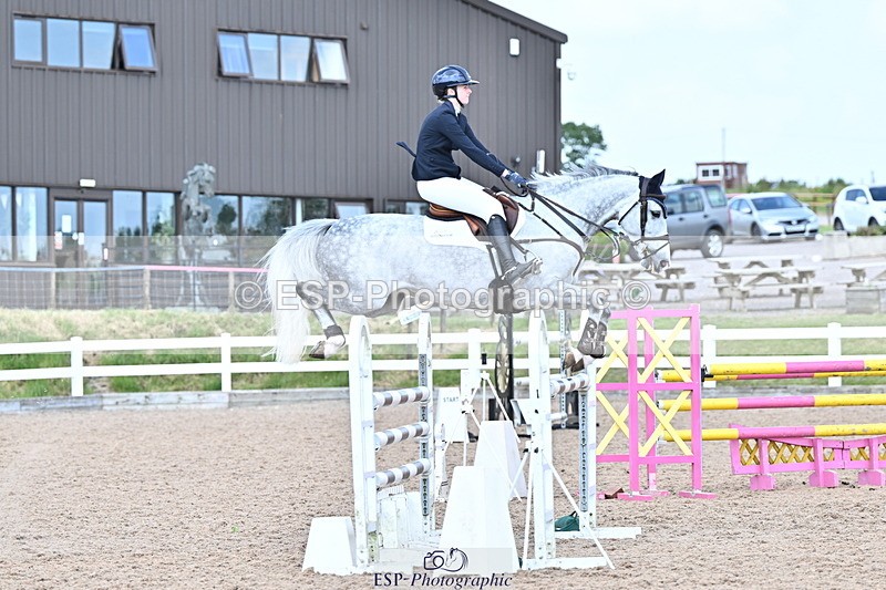 240605A-154621-00961 - Cls 5 Foxhunter and 1.20m Open