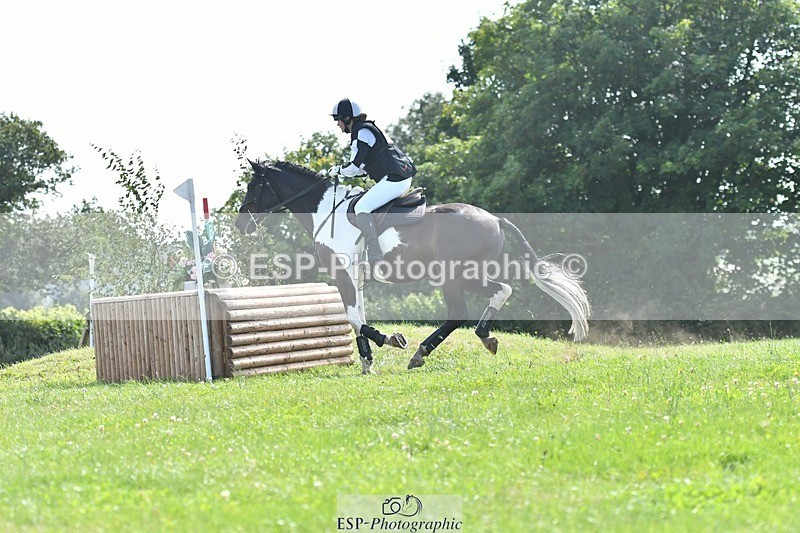 240803-153401-08192 - 185-Annabel_Taylor-LIQUORICE_ALLSORTS