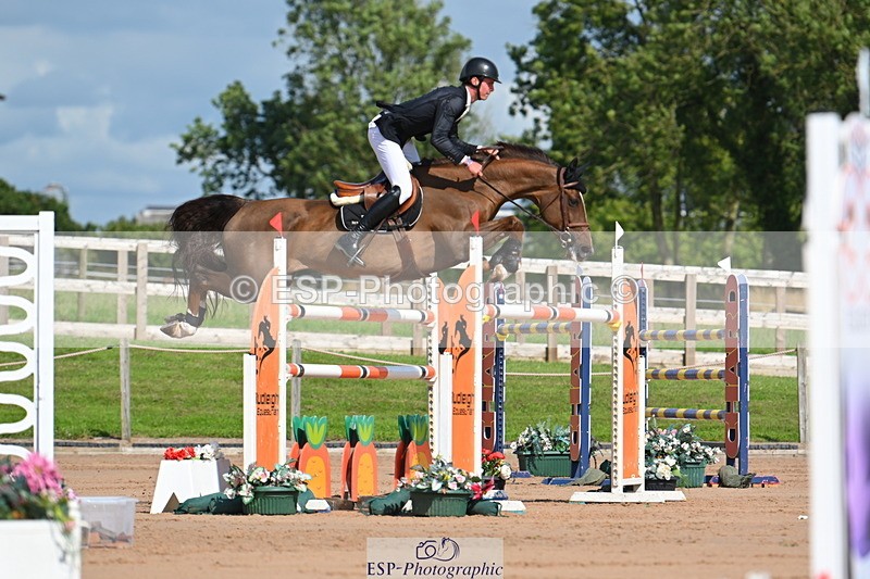 230721A-162833-07700 - Cls 10, 2 Star Big 1.45m Break to End