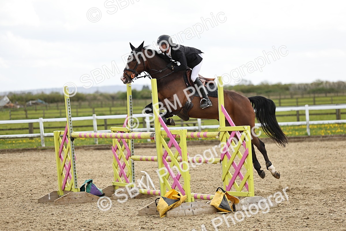 SBM_001555 - Class 5 -Senior Foxhunter - 1.20m