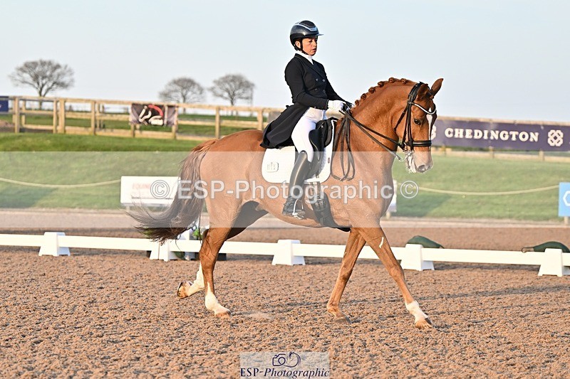 250404-190202-08780 - 195-Sarah.Millis-Impressive.VDC