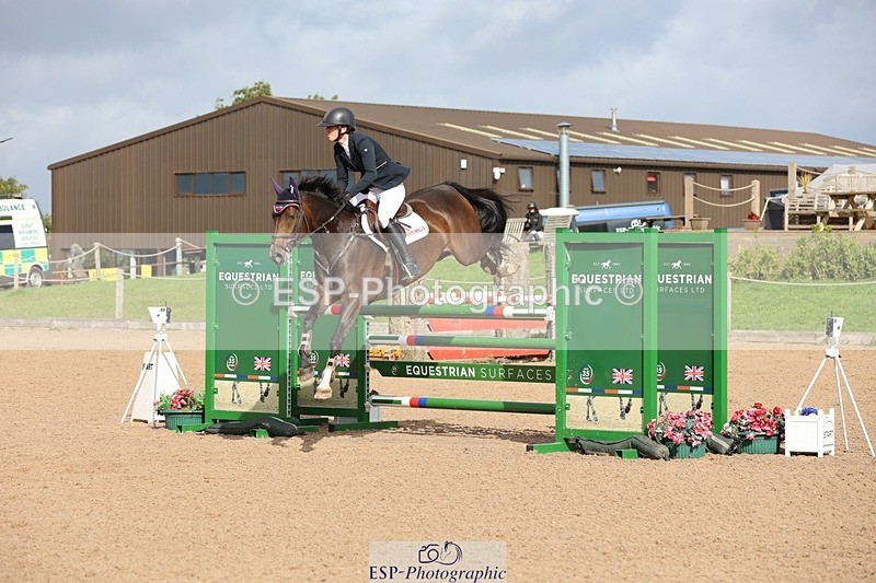 250911-103900-00680 - Cls 2 Snr Newcomers