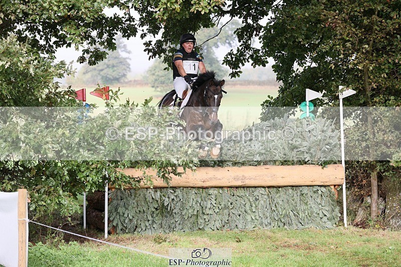 231020-102522-06210 - 011-BIG.QUERLYBET.K.Z-Paul.Whitehead-XC