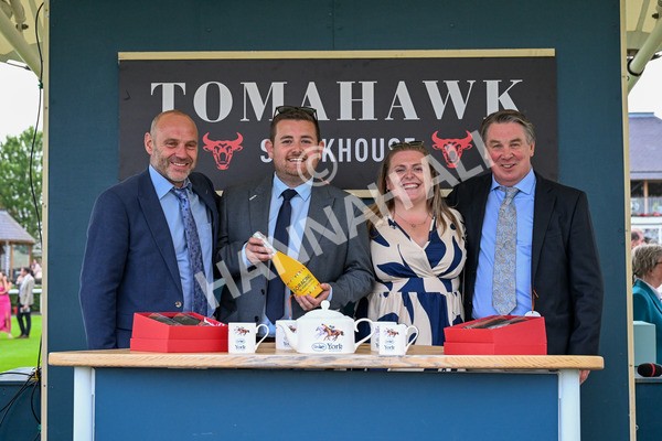 250725-Race 4-Dicko The Legend-0368 - Race 4 7.13pm Tomahawk Restaurants Handicap