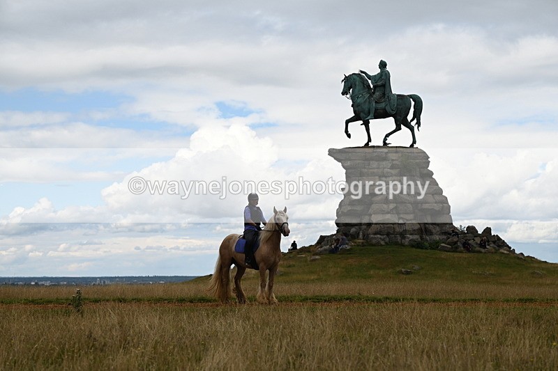 DSC_9555 - Time at Statue 15:11 to 15:58