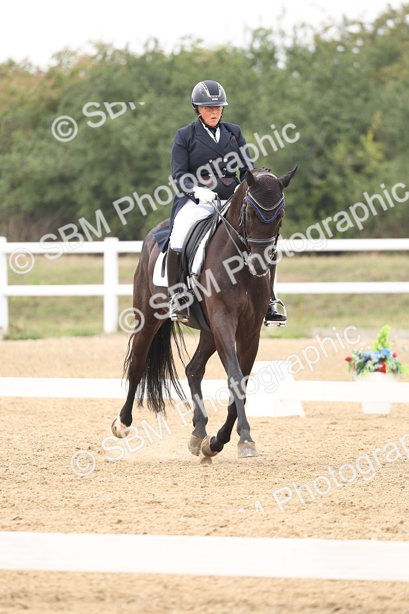 SBM_008110 - Class 10 - FEI INT I - 16.10-16.50