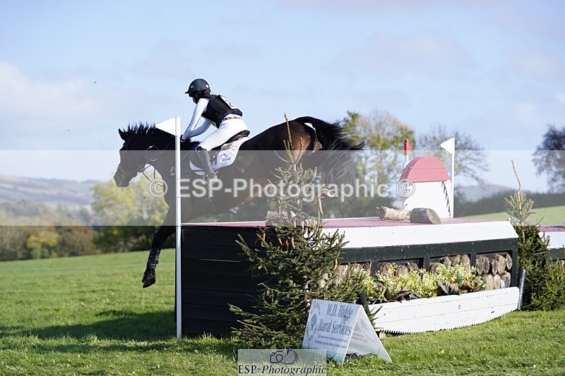 241025-142910-08938 - 203-Isny.O'Donnell-CROSSFIELD.SMARTIE