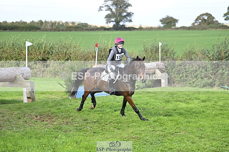 251024A-131720-11431 - B-158-Hannah.Hobhouse