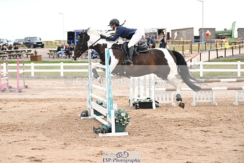 250727-094821-08914 - Cls 31 British Novice and 90cm