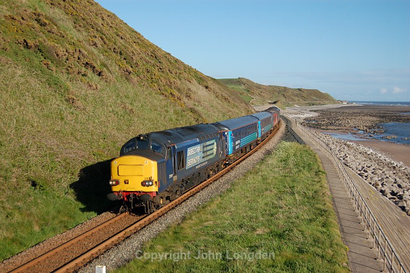 JL 29.5.15 37611 & 37419 2C47 17.31 Barrow - Carlisle, St Bees - Cumbrian Coast (north to south)