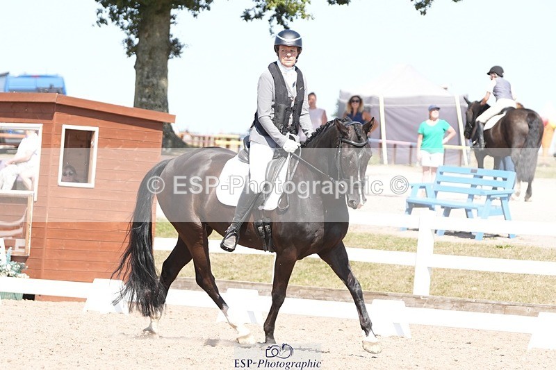 250817-150613-10819 - 201-Clare.WattsMSJ.Chain.Reaction