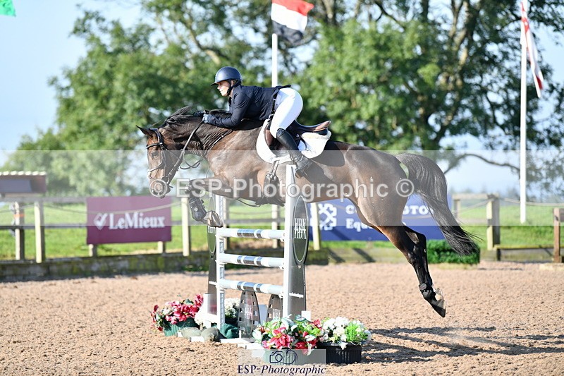 240915A-092522-08748 - Cls 25 Snr 1.20m Open