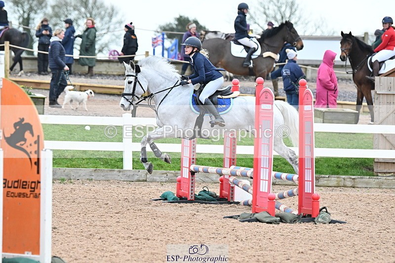 240128A-094359-00076 - Cls 1 Pony Intro 70cm