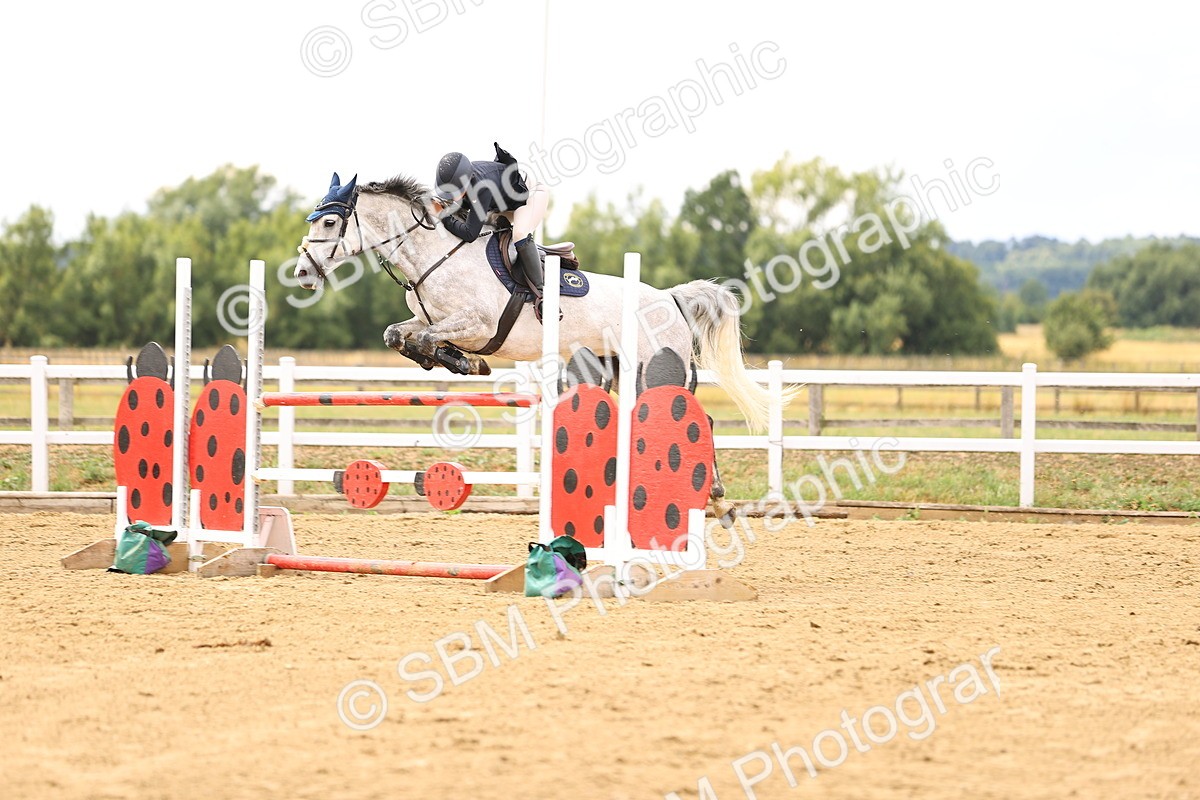 SBM_026932 - Class 13 - Senior Newcomers - 1.10m