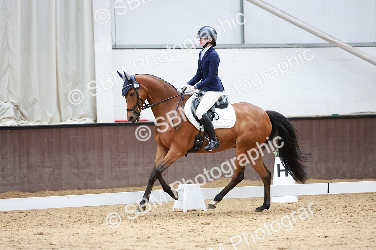 SBM_009124 - Class 6b - Novice 6 - 11.02-12.19