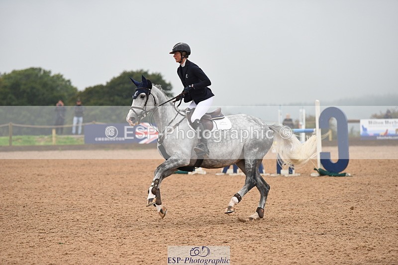 230916A-104530-03903 - Cls 14 Snr Foxhunter