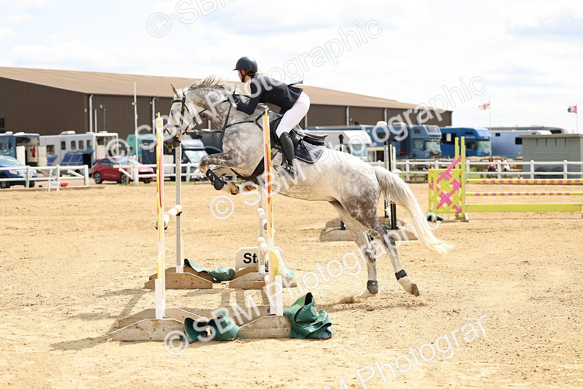 SBM_005311 - Class 18 - Senior 1.05m Open