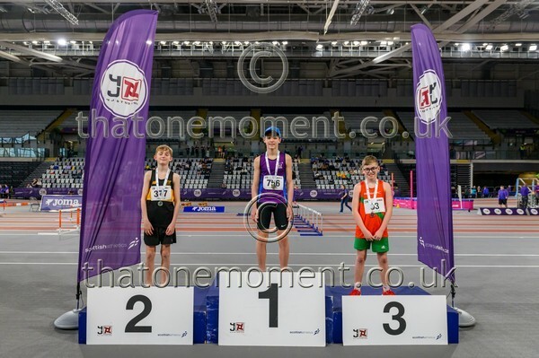 Age26SUN-810456 - Medals