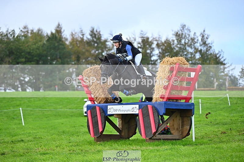 251025A-092246-16202 - D-311-Clare.Davenport
