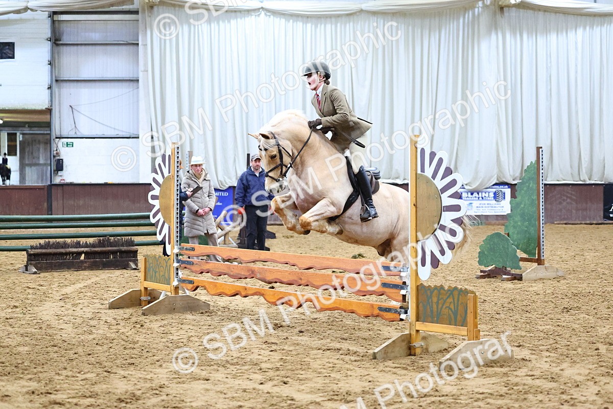 SBM_003672 - Class 37 - 80cm Training Stakes