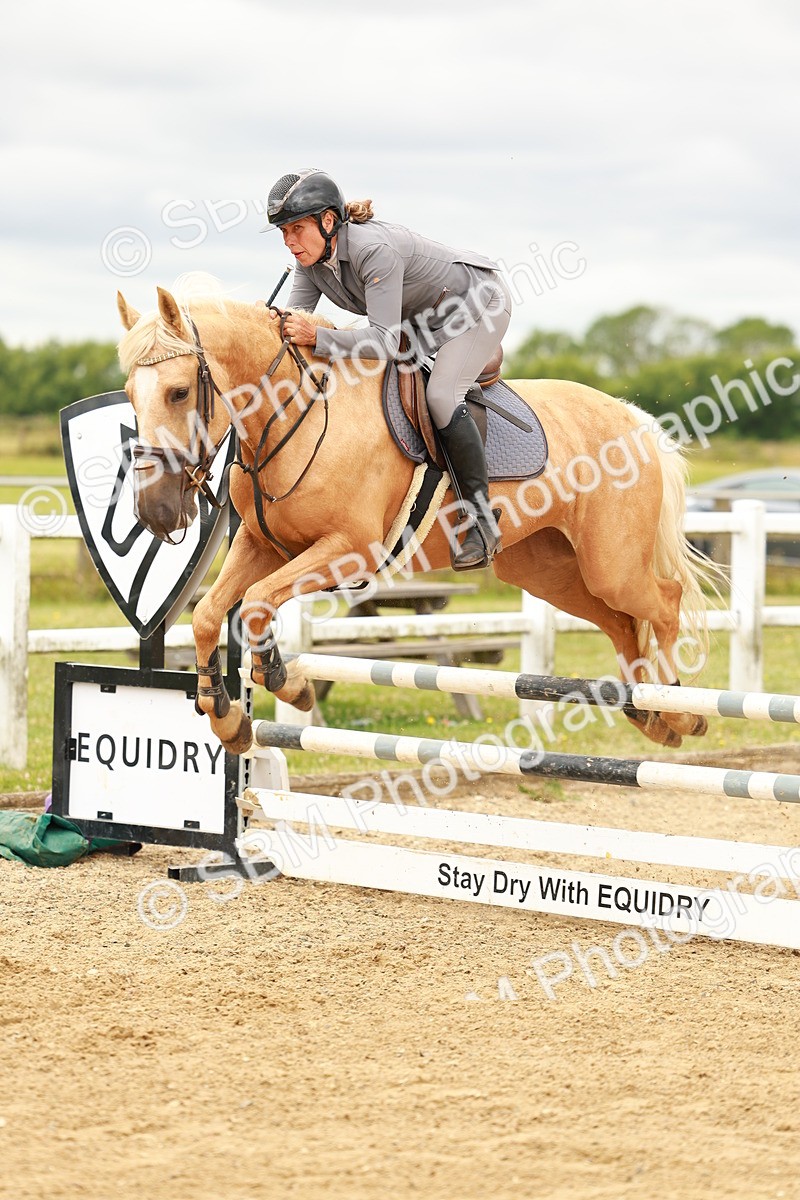 SBM_001955 - Class 9 - Senior British Novice - 90cm