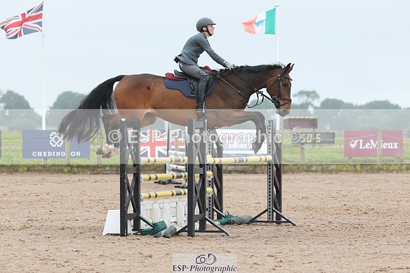 250524-100038-04027 - Cls 13  A&B 1.05m & 1.10m open