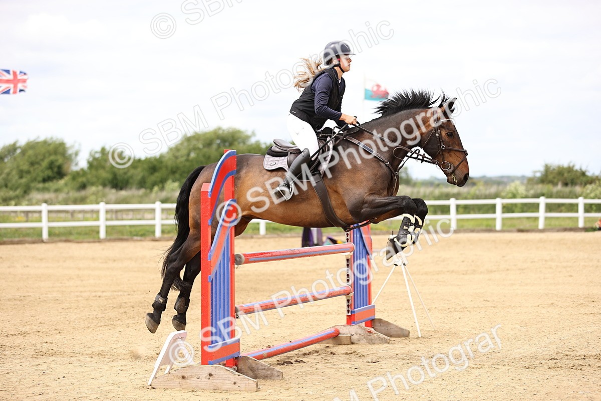 SBM_000442 - Class 4 - 1m showjumping