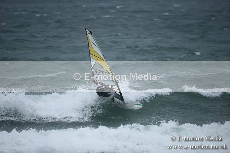 WS 150913-63 - Windsurfing