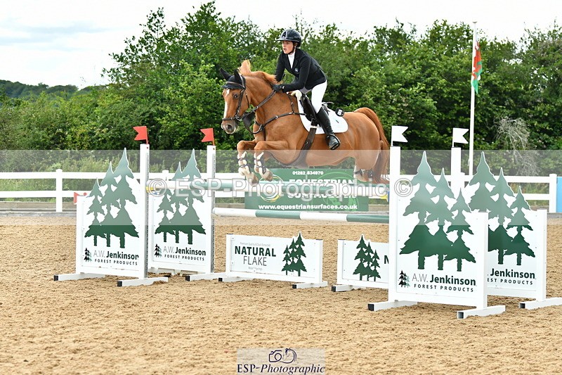 230721A-143157-06951 - Cls 22, 1 Star Gold 1.30m