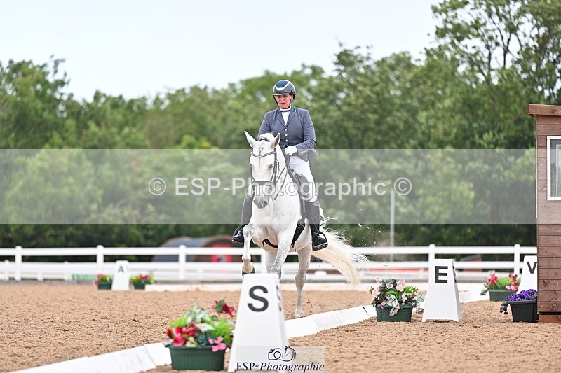 240815A-123139-00984 - 105-PAULA.LEE-Deseado.Santo