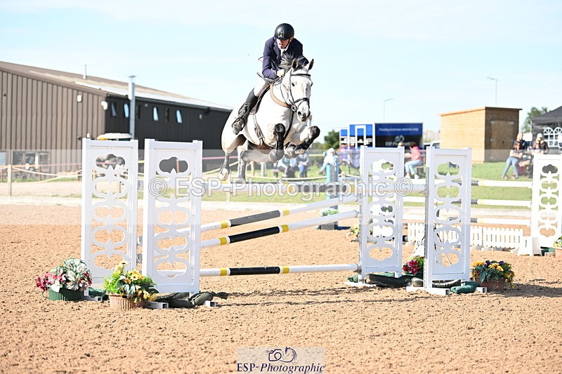 240913A-160552-05155 - Cls 18 National 1.40m Open