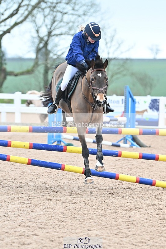 240128A-111940-00498 - Cls 3 Pony Discovery and 90cm Open