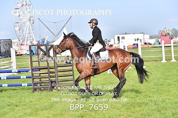 BPP_7659 - CLASS 6 Nisbets Fresh From The Farm & The Golf Inn 1.00m Amateur Championship