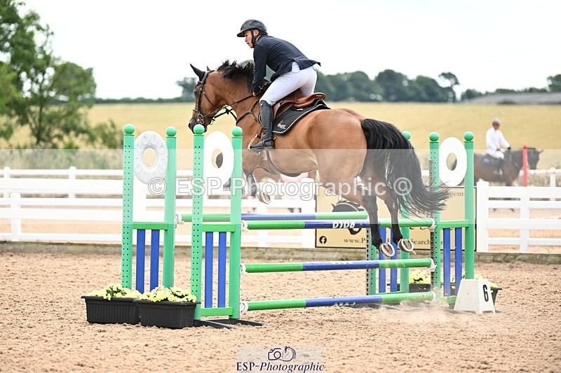 240802A-132412-04584 - Cls 25 1.05m Amateur Qualifier