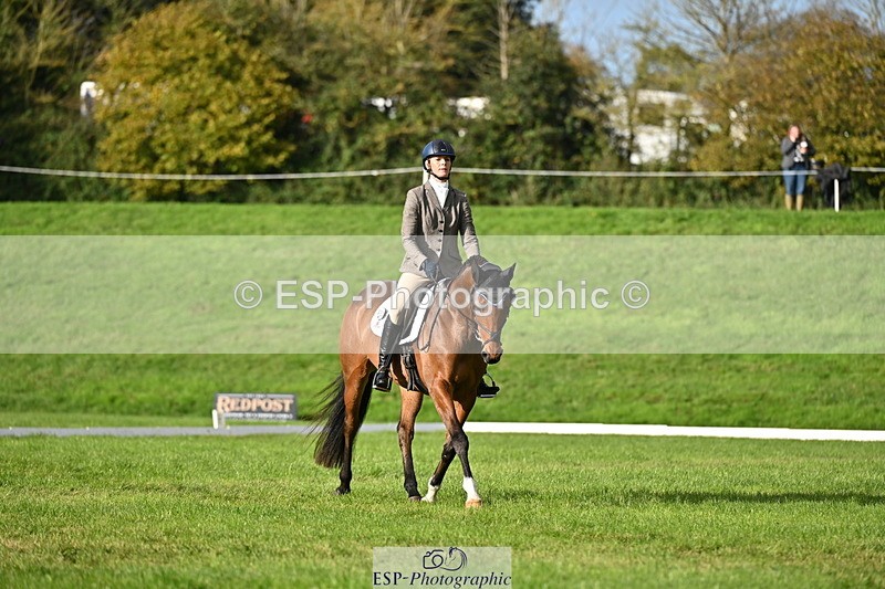 251024A-101407-07999 - F-453-Lucy.Lloyd