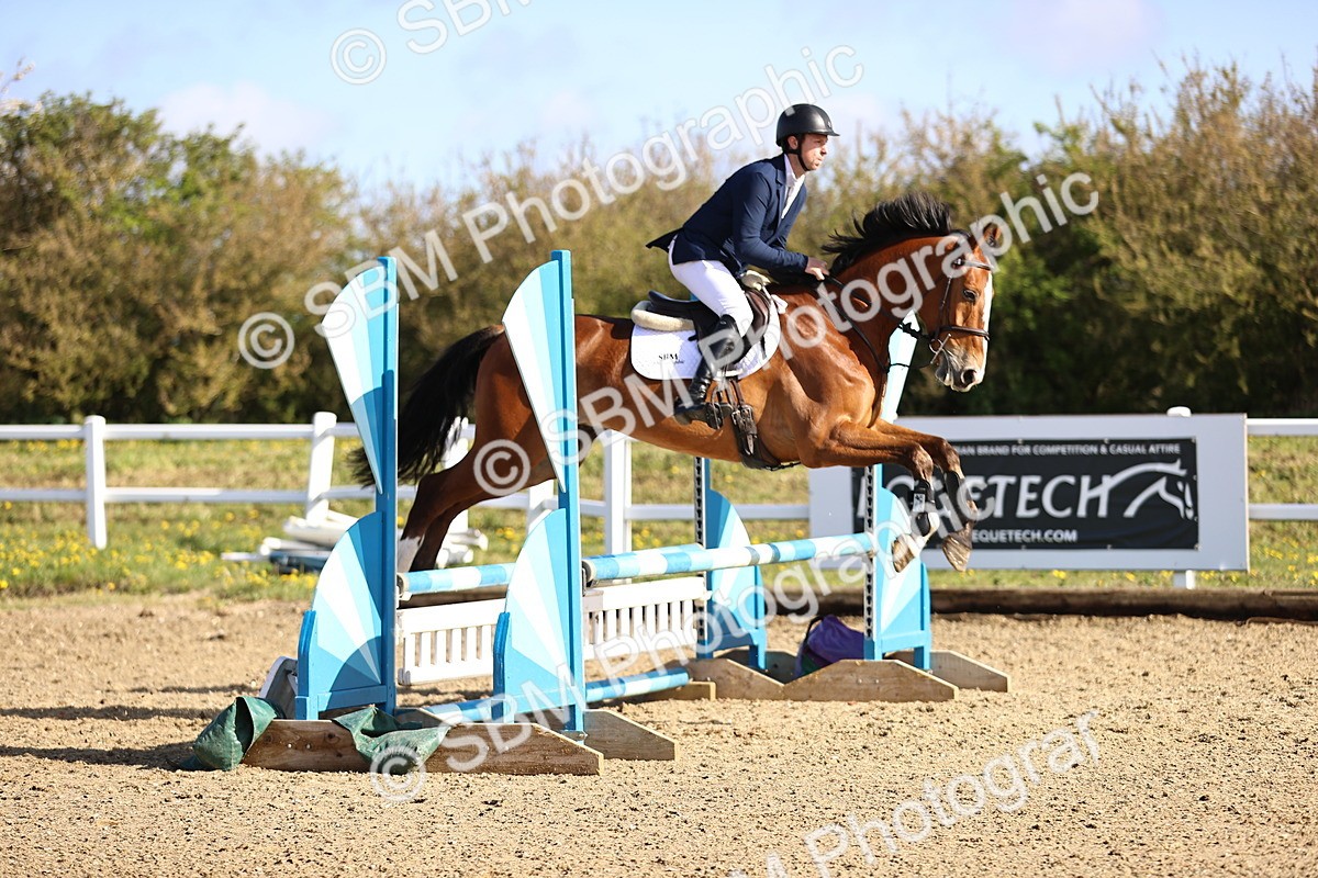 SBM_002972 - Class 14 - Clear Round